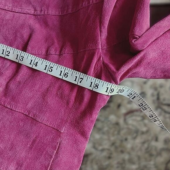 Guillaume magenta suede collarless V-neck zip front jacket - Picture 12 of 16